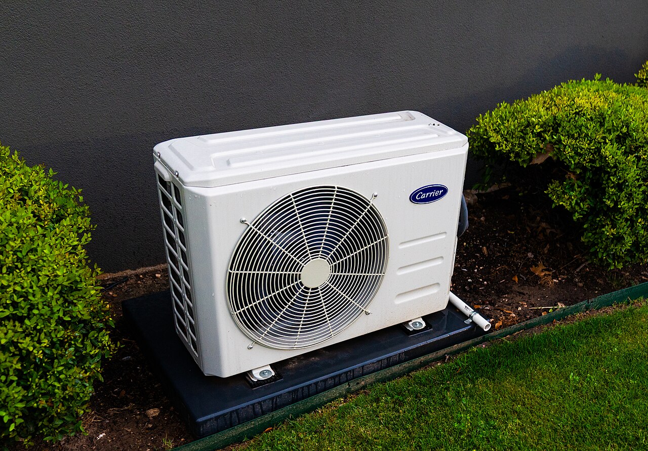 Levegős hőszivattyú kültéri egysége