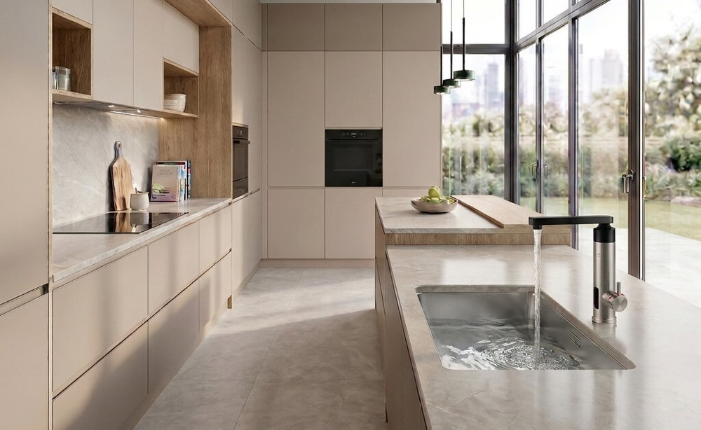 Wentorex BICOLOR 33 INOX rozsdamentes, átfolyós elektromos vízmelegítő csaptelep (3,3 kW / fekete - inox)