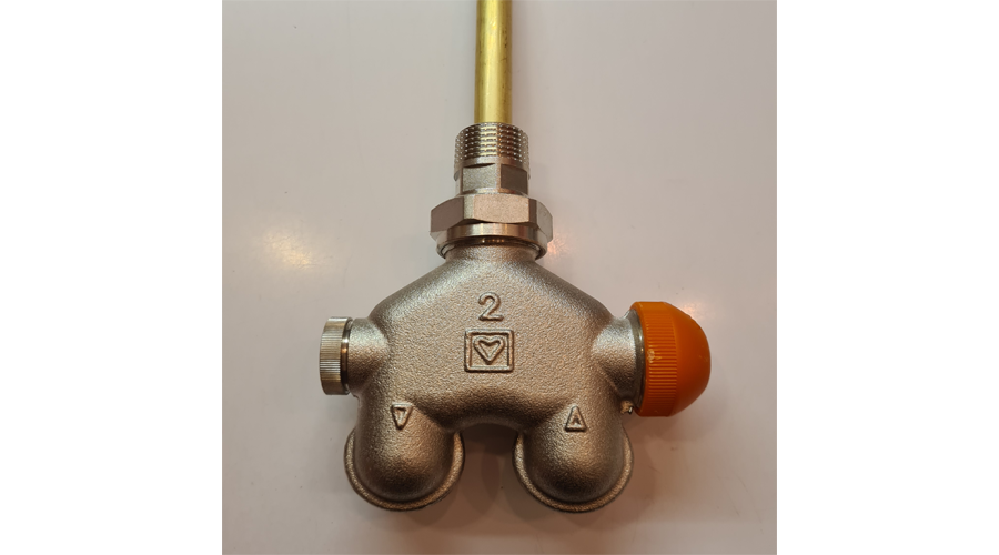 Herz VUA-40 termosztatikus szelep 100% sarok